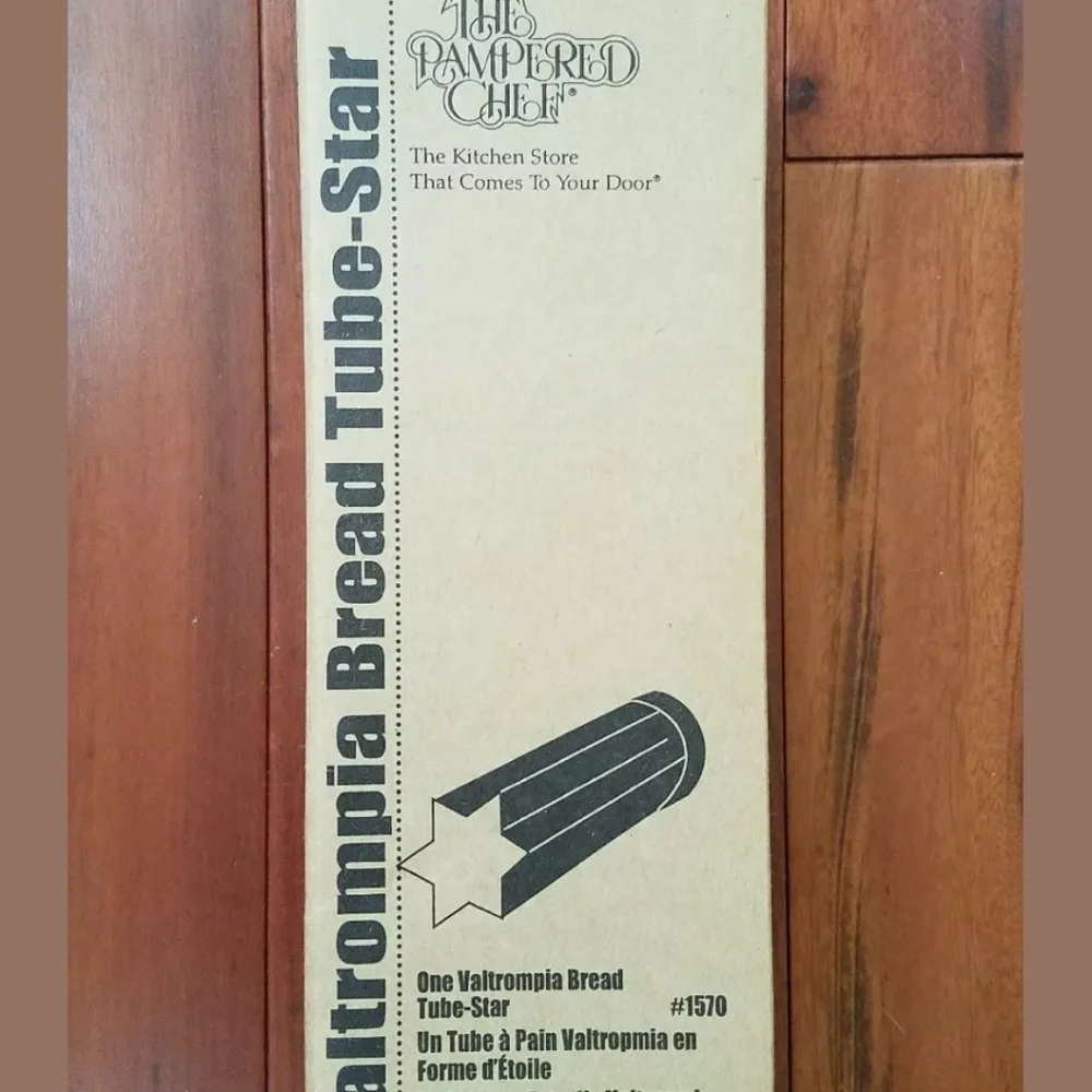 The Pampered Chef Tube Pan New